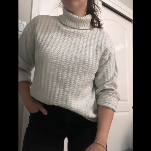 Vintage White Cotton Penmans Knot Turtleneck - Picture 1 of 4